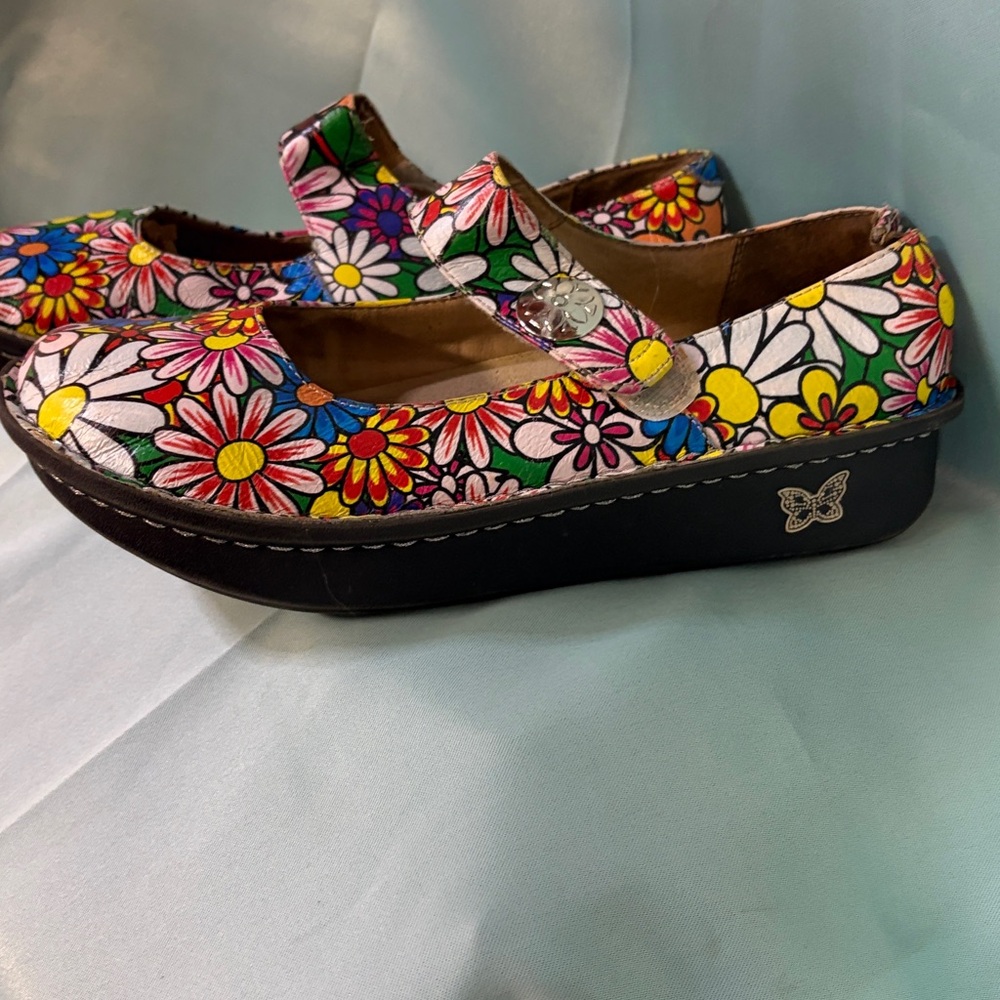 Alegria Paloma Mary Jane’s Bright Flower Pattern 529 - Picture 3 of 8